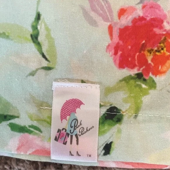 Posh Pushers Emory Delivery & Infant Gowns size Small/Medium - Picture 3 of 9